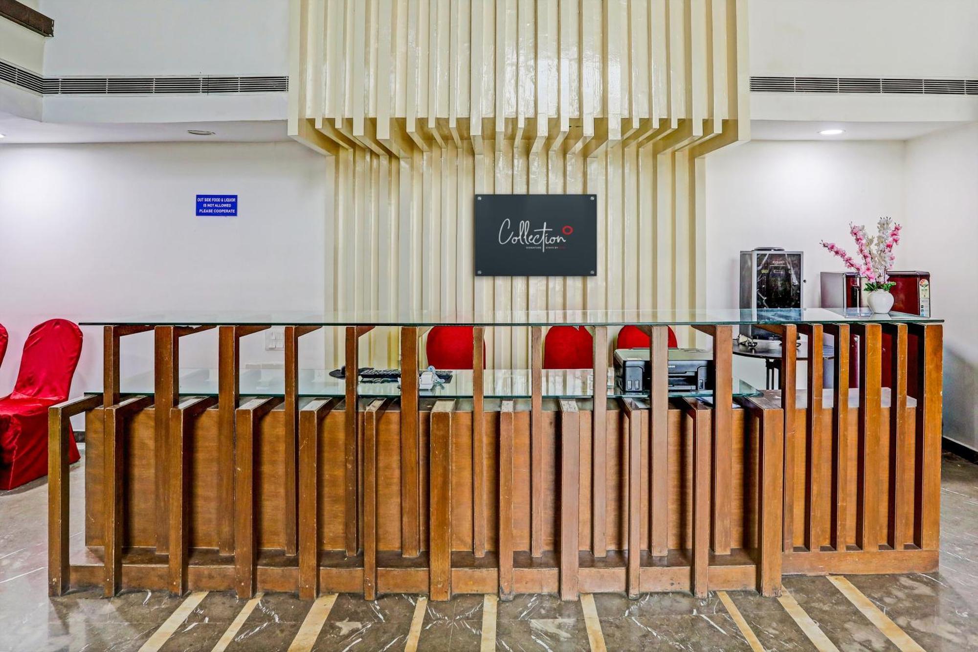 Capital O Surabhi Elite Near Miraj Cinemas - Shalini Shivani Sururnagar Extérieur photo